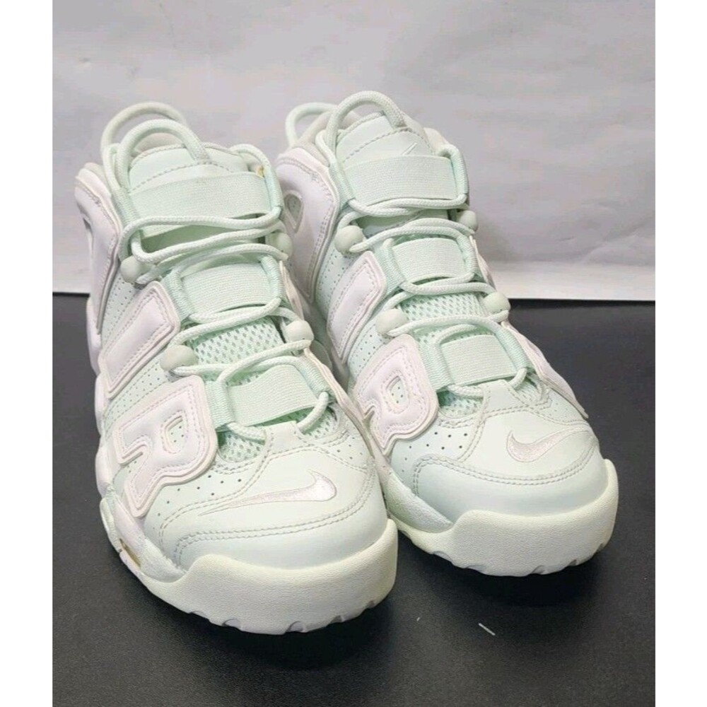 Nike Air More Uptempo Barely Green White Women's 7.5 Sneakers 917593-300 Mint